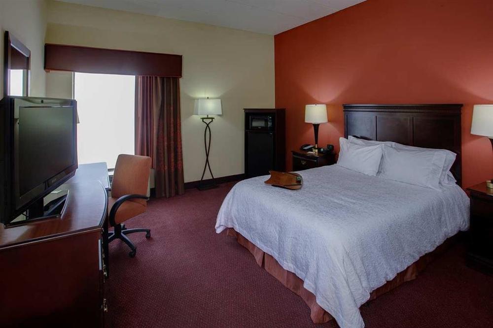 Hampton Winfield Hotel
